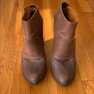 coclico wrap booties 36